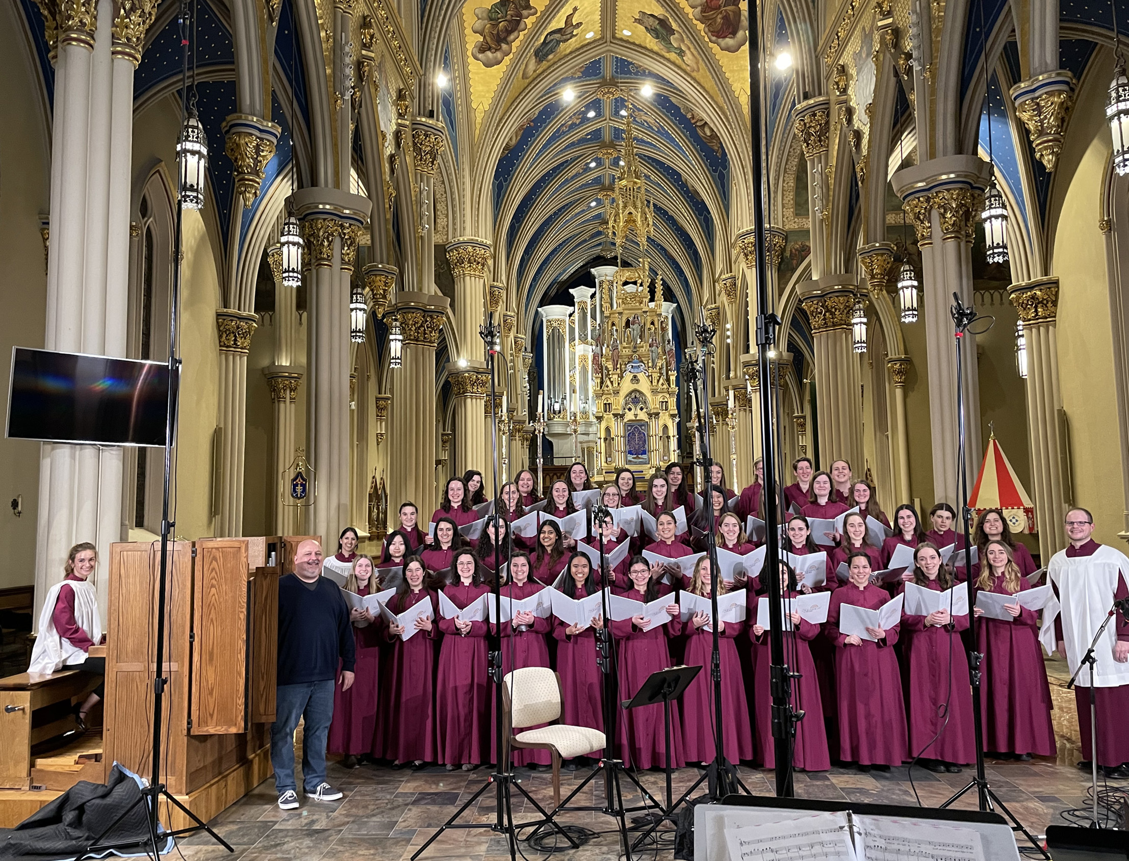 Sanken CUX-100K microphones were used in the Basilica of the Sacred Heart